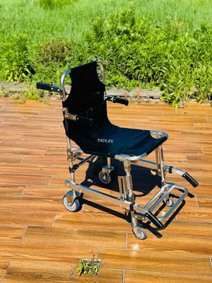 폴더블 두꺼운 알루미늄 합금 PVC 천 4 바퀴와 6 손잡이와 함께 계단 스레처