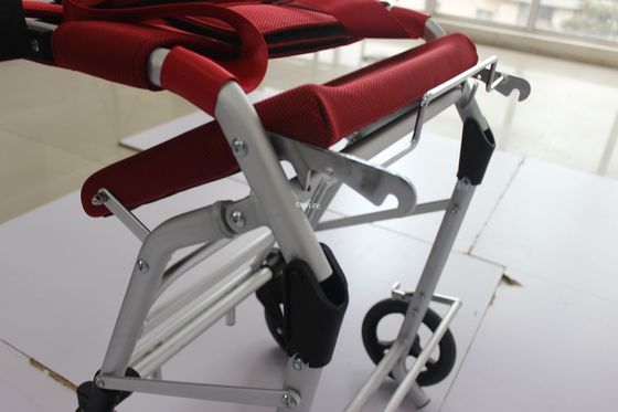 알루미늄 합금 120kg은 자동화된 전동 휠체어 접이식 경량 GB2626을 접습니다