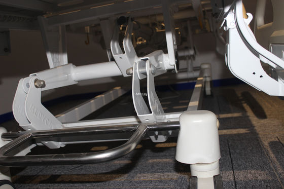 화장실을 가진 가정 사용 W105 백색을 위한 냉각 압연된 강철 85in 전기 병상